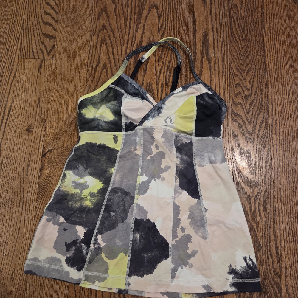 lululemon athletica - Full Eagle Tank Top - Size 6